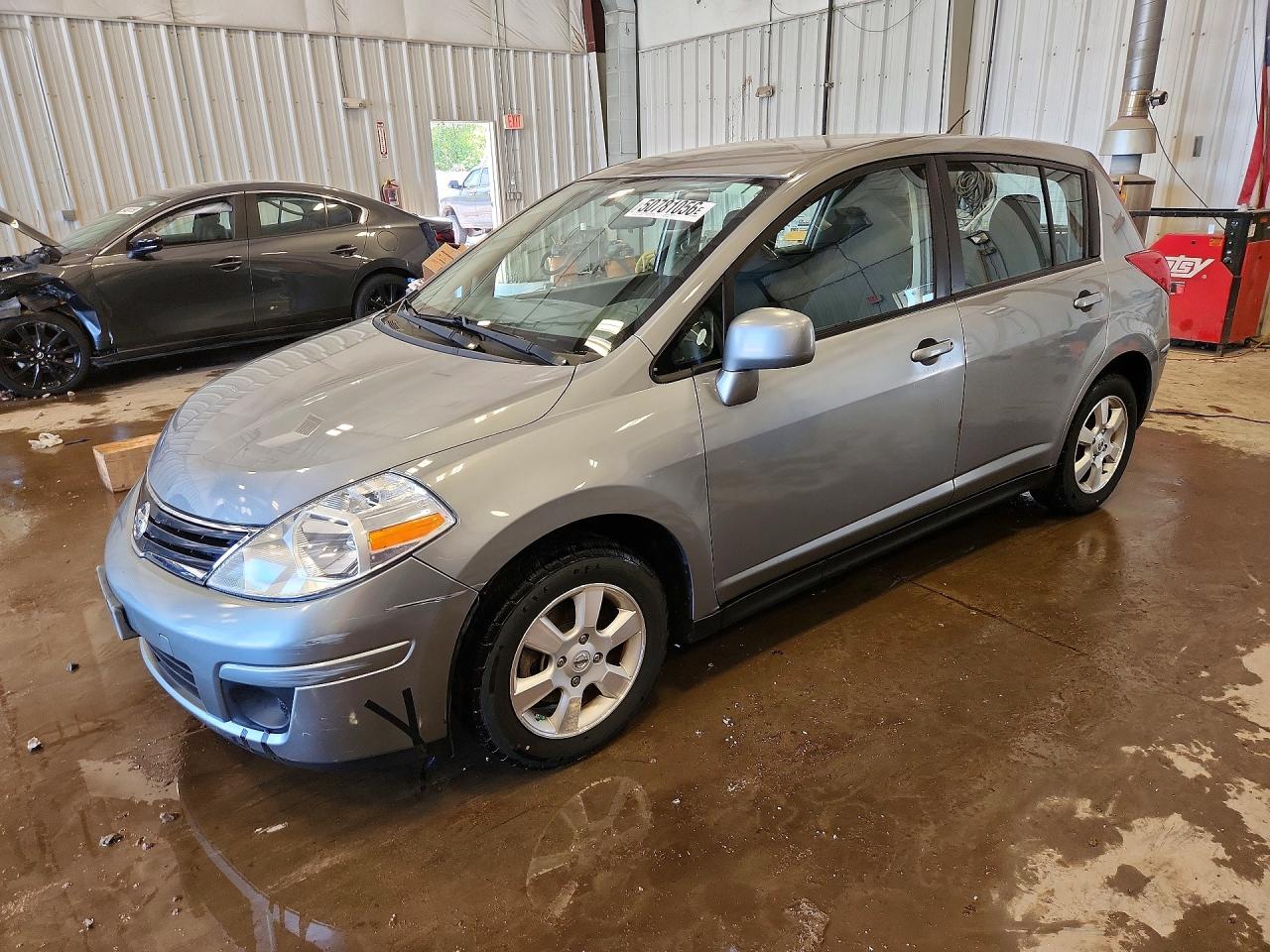 Salvage Nissan Versa Image