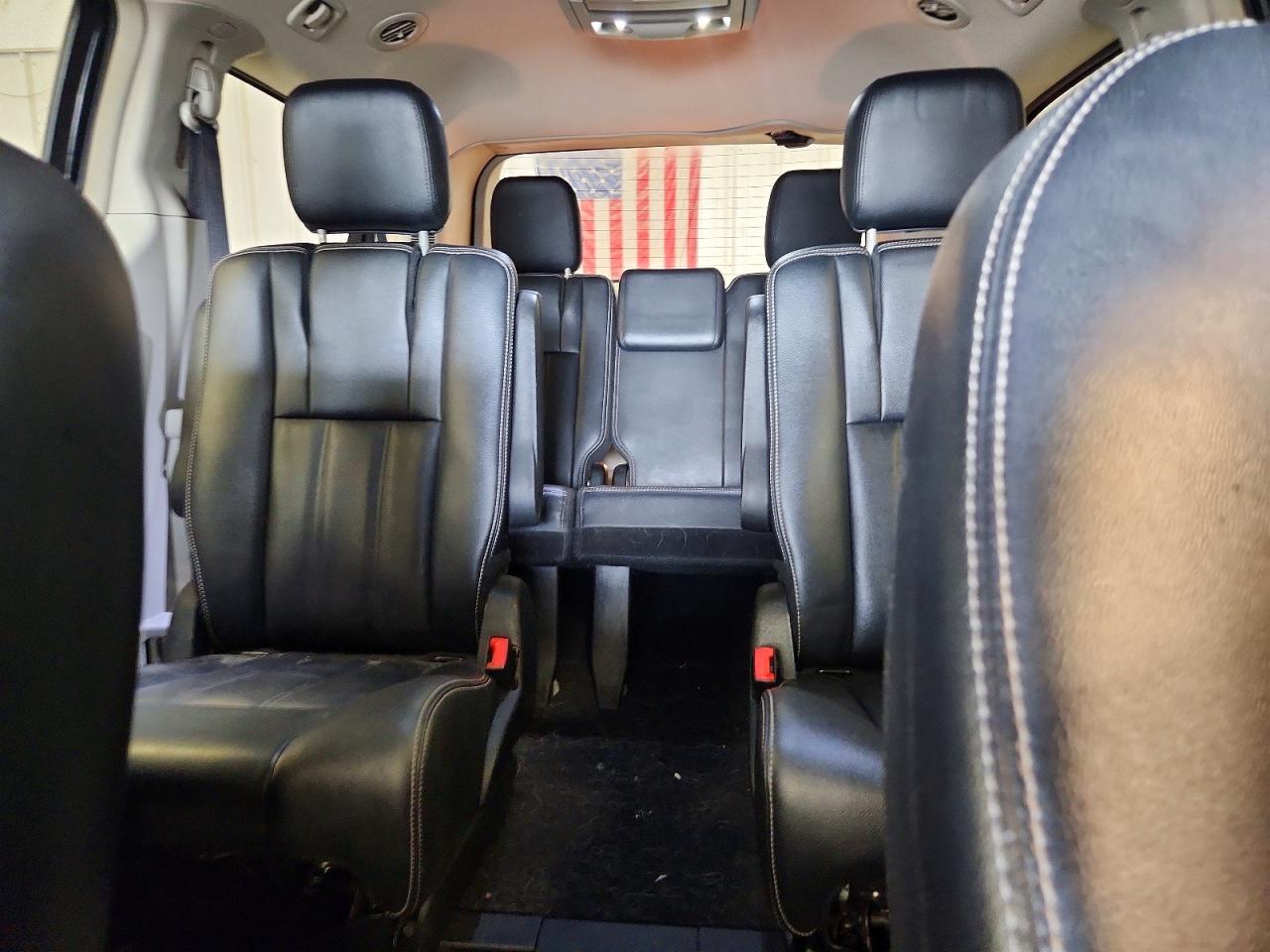 Chrysler Minivan Touring