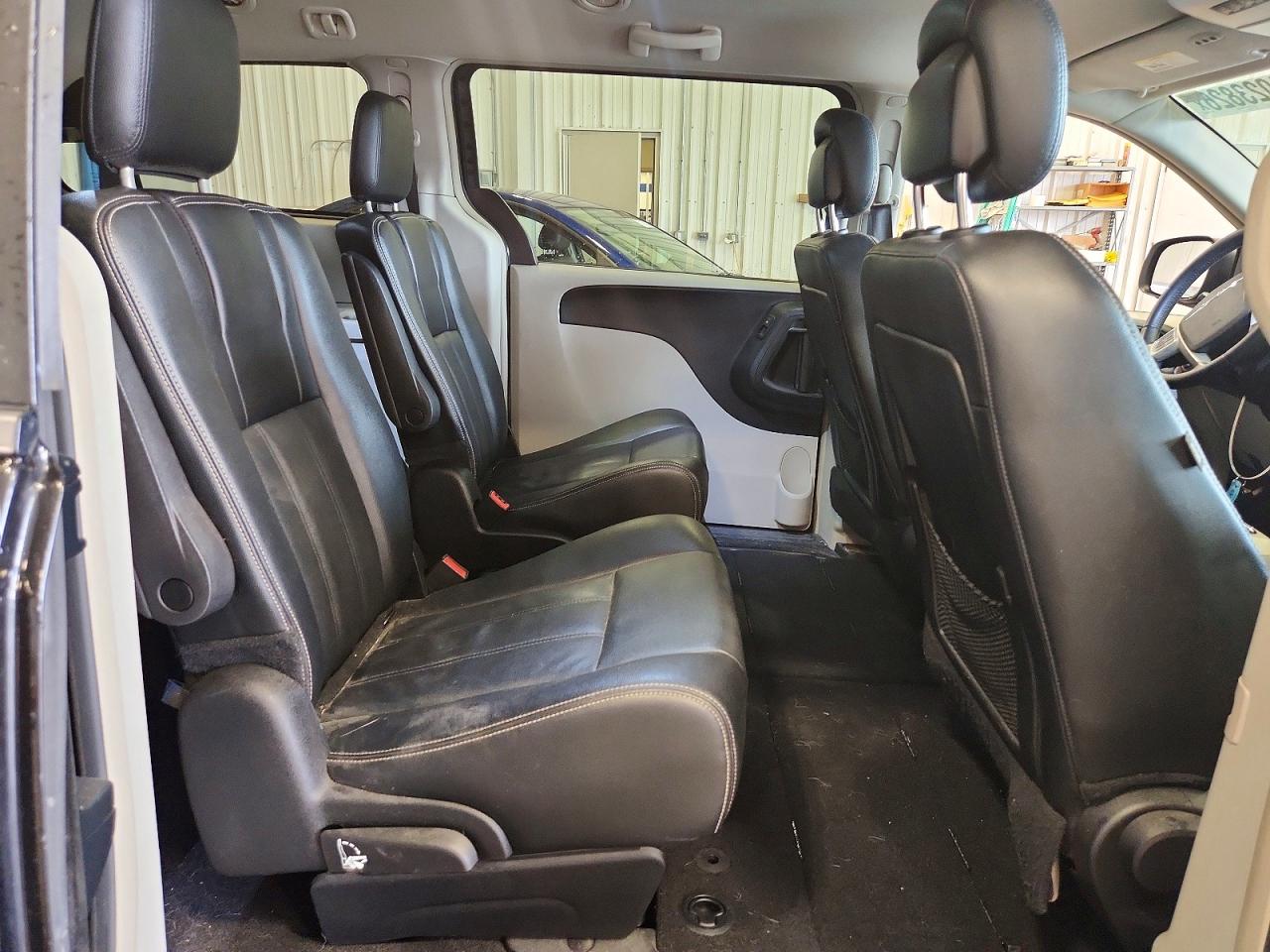 Chrysler Minivan Touring