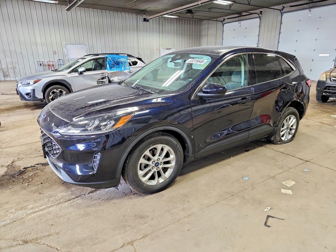 Salvage Ford Escape Image
