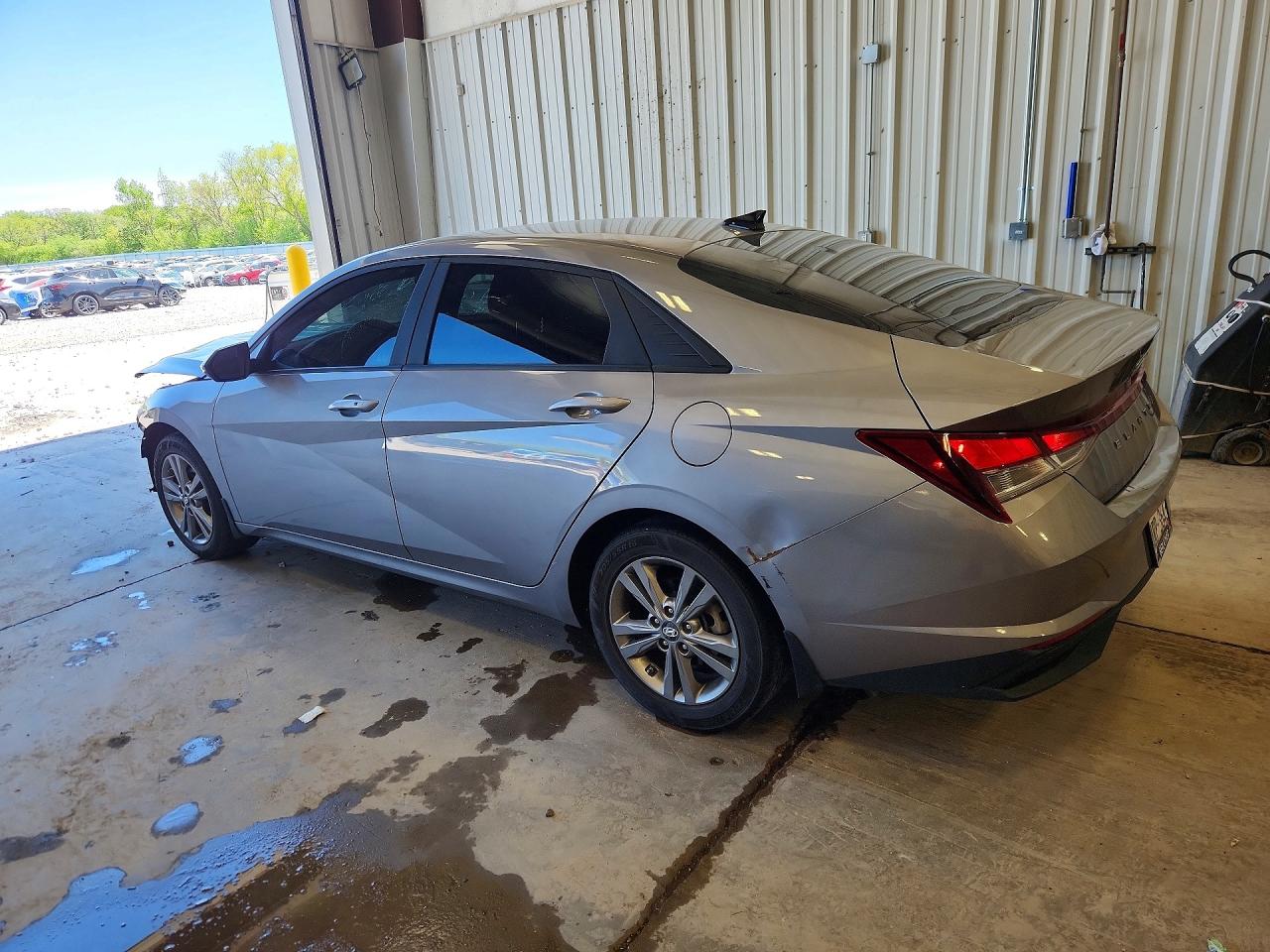 Hyundai ELANTRA Sel