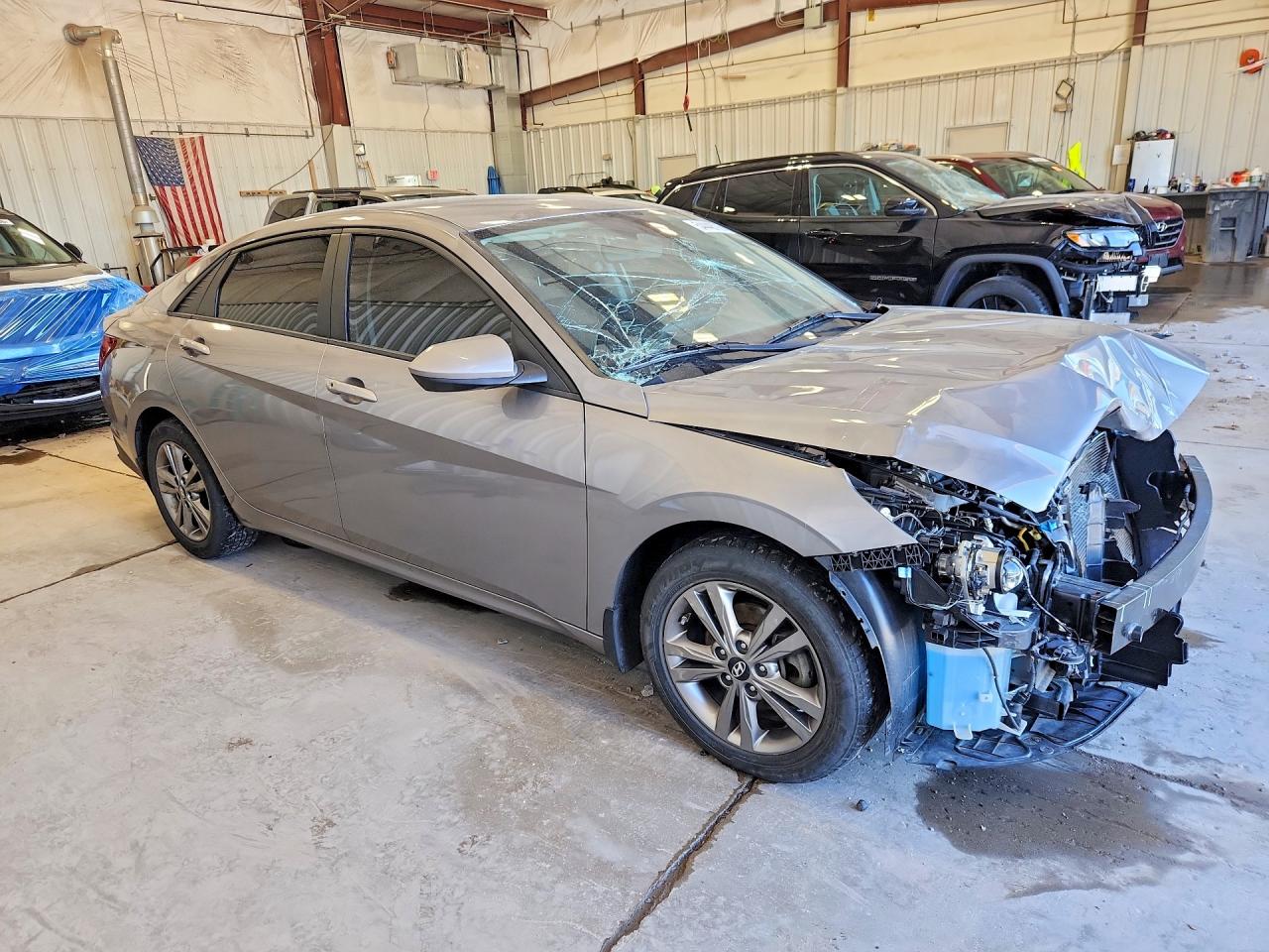 Hyundai ELANTRA Sel