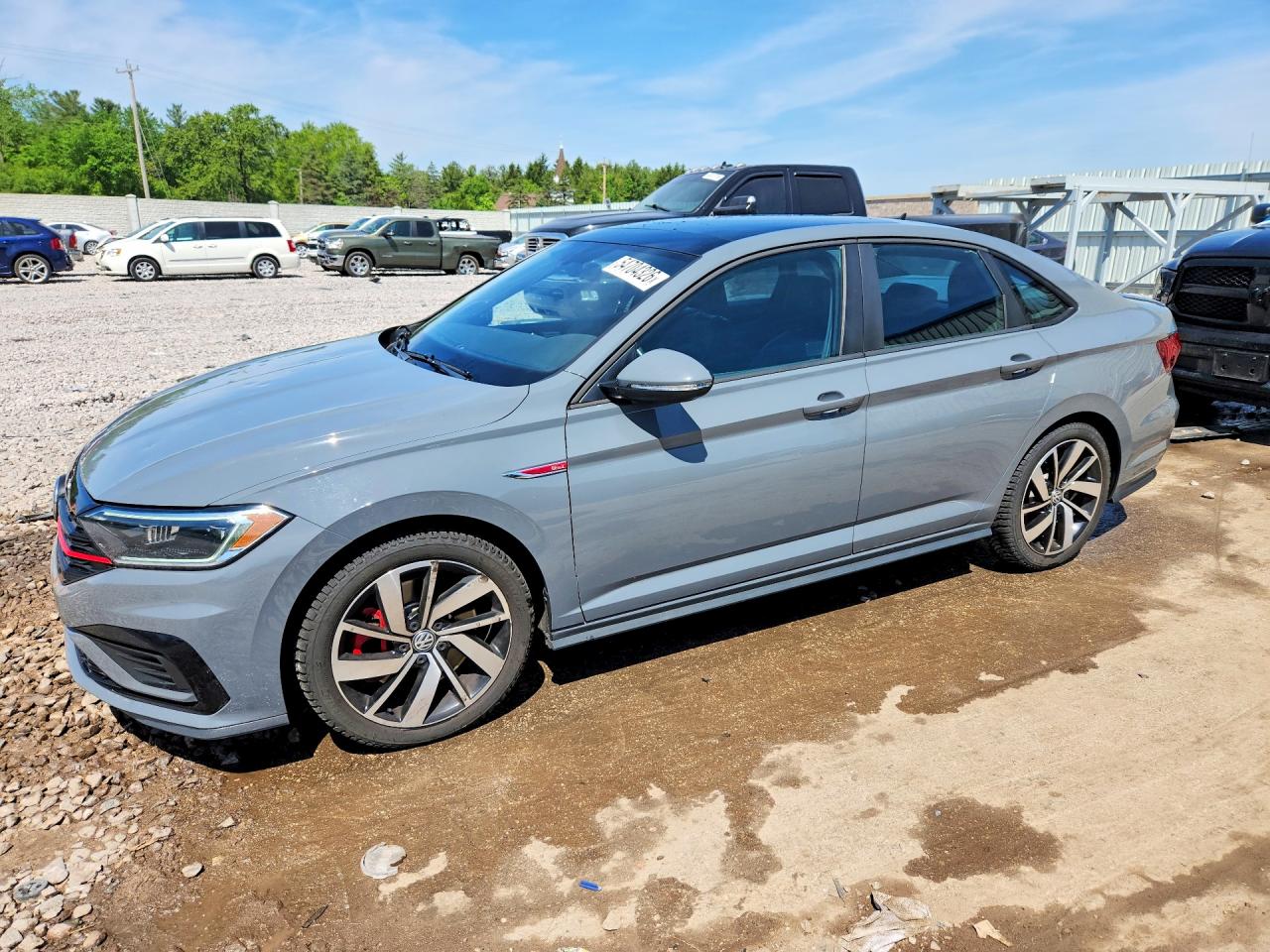 Salvage Volkswagen Jetta Image