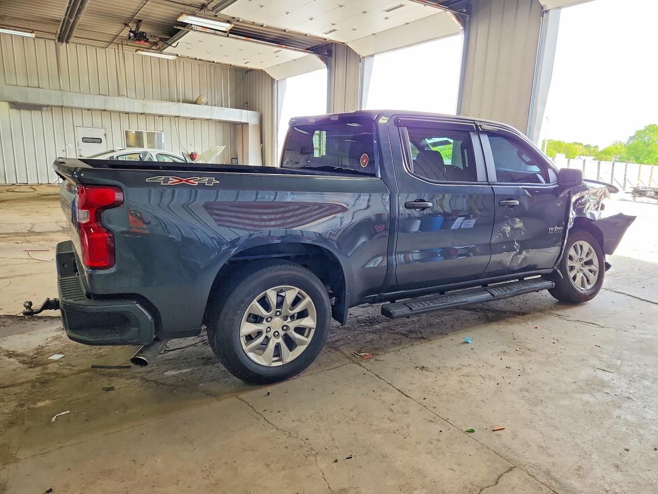Chevrolet Silverado K1500 Custom