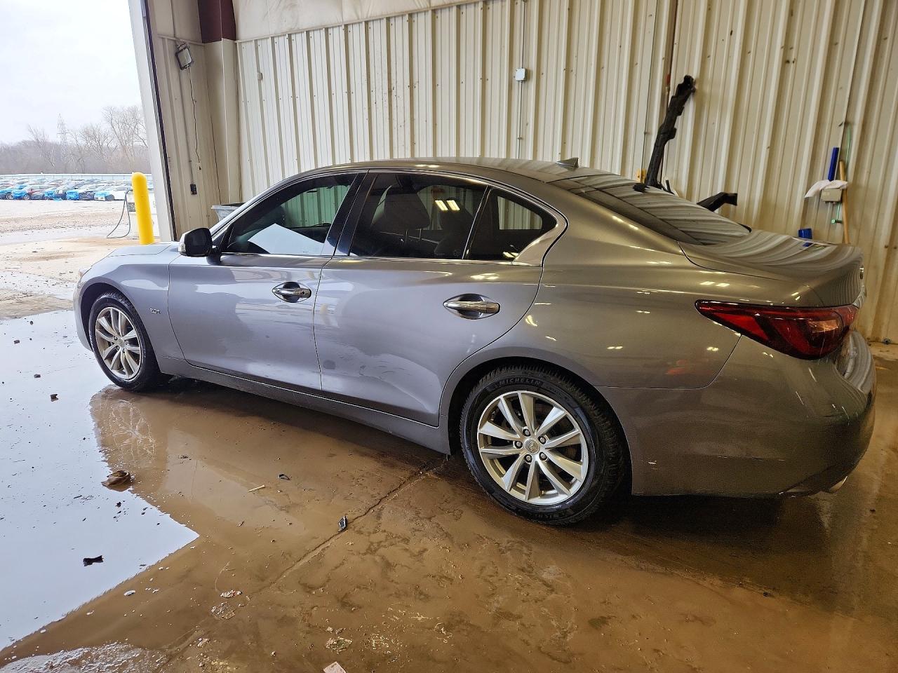 INFINITI Q50 2.0t P 2.0t Pure