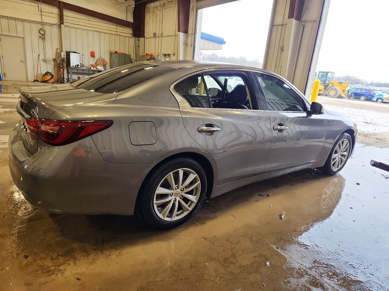INFINITI Q50 2.0t P 2.0t Pure