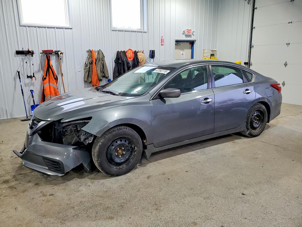 Salvage Nissan Altima Image