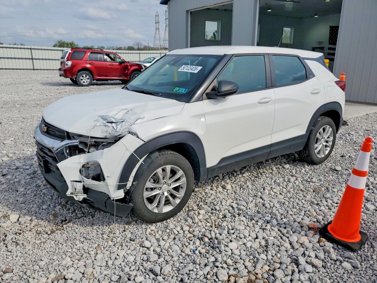 Salvage Chevrolet Trailblaze Image