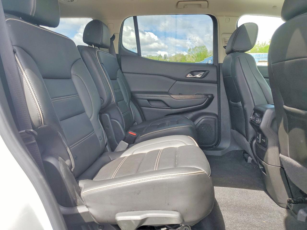 GMC Acadia Denali