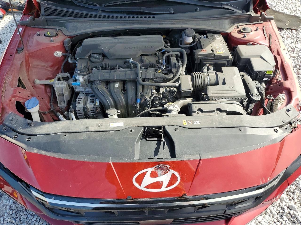 Hyundai ELANTRA Sel