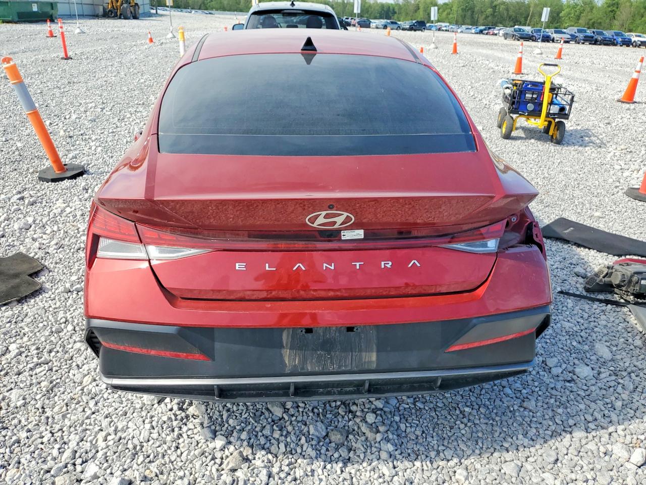 Hyundai ELANTRA Sel