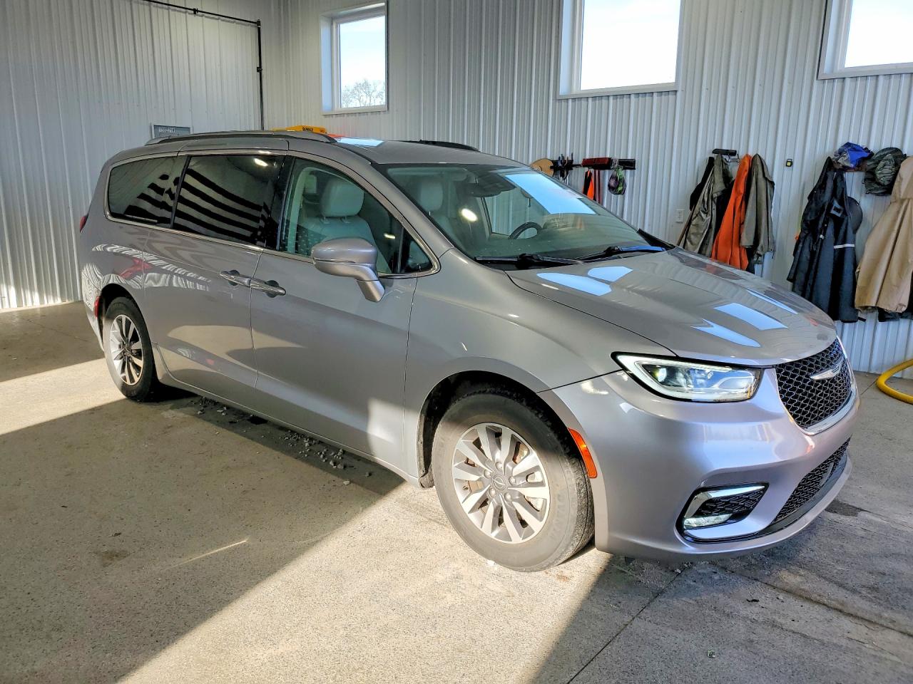 Chrysler Pacifica Touring L