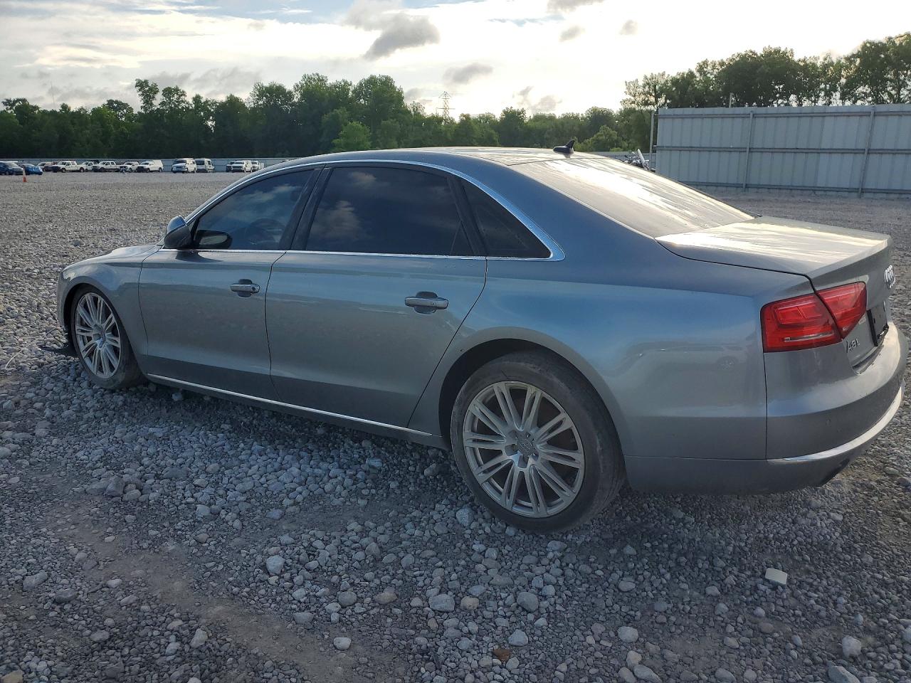 Audi A8 L Quattro