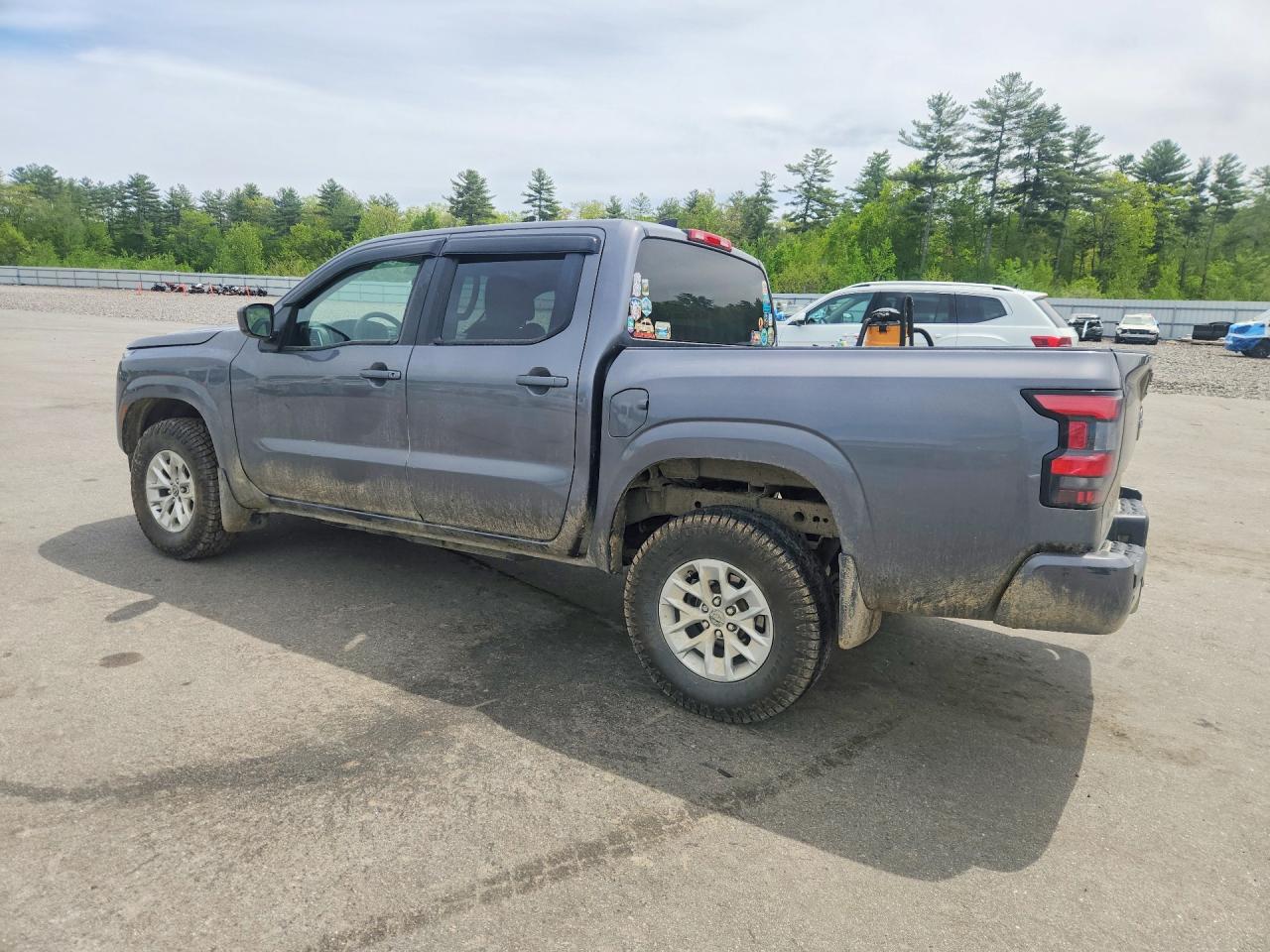 Nissan Frontier Sv