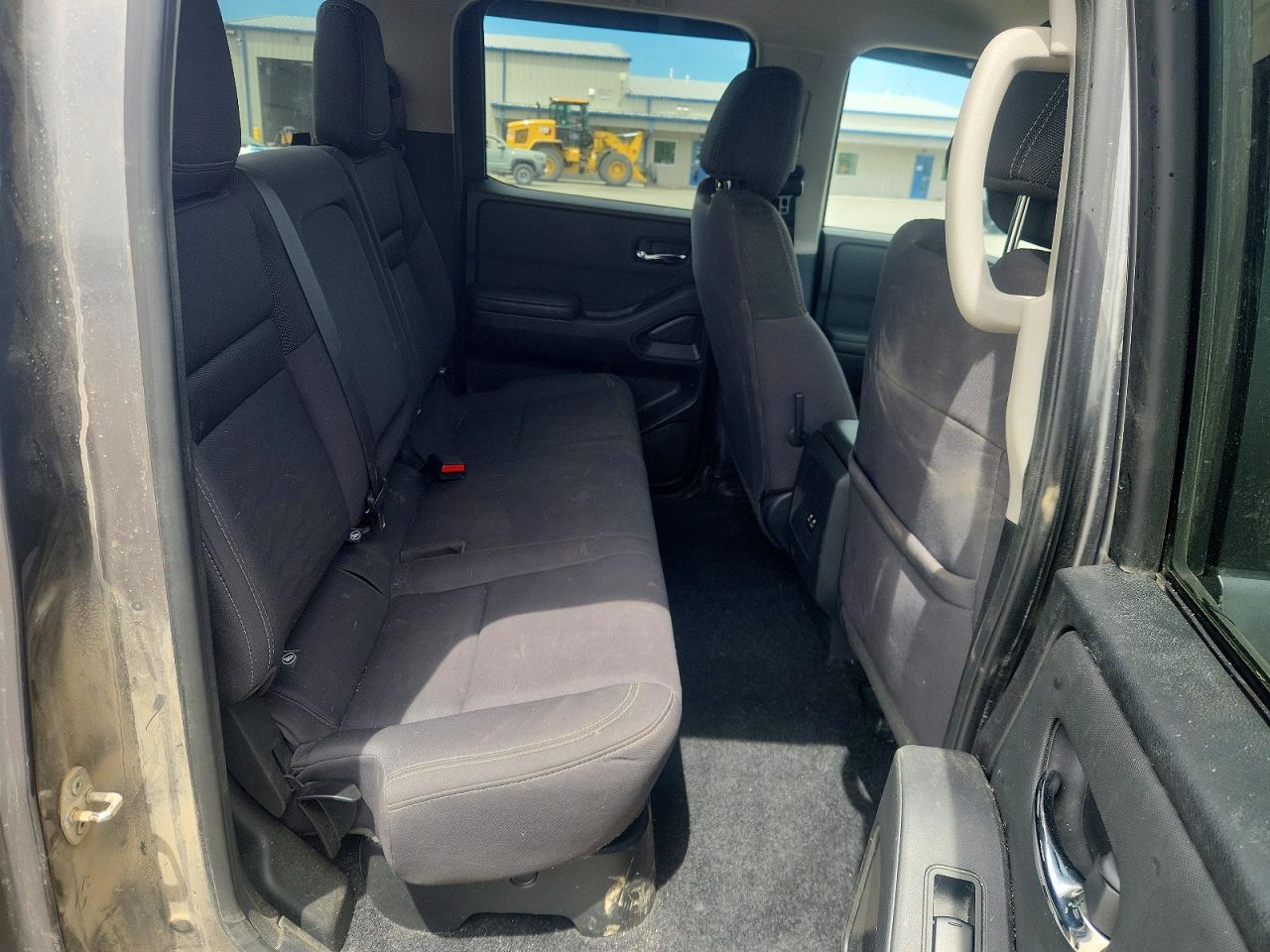 Nissan Frontier Sv