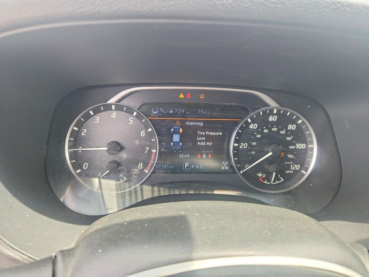 Nissan Frontier Sv