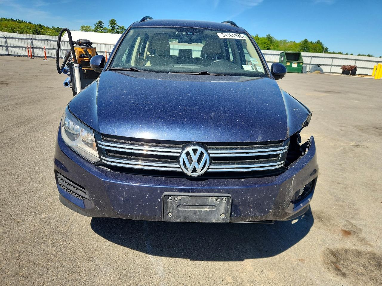 Volkswagen Tiguan S