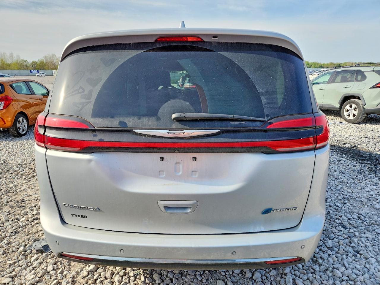 Chrysler Pacifica Hybrid Touring L