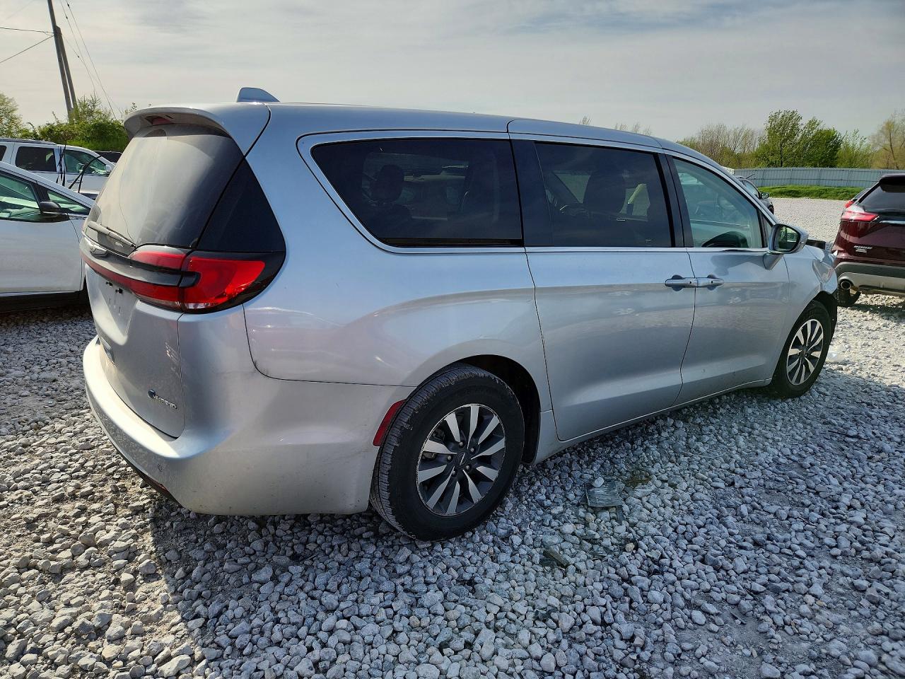 Chrysler Pacifica Hybrid Touring L