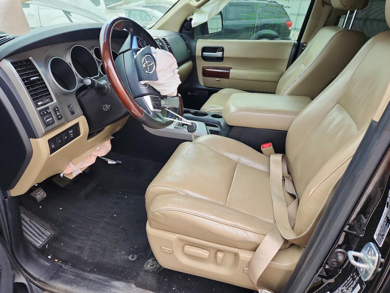Toyota Sequoia Platinum