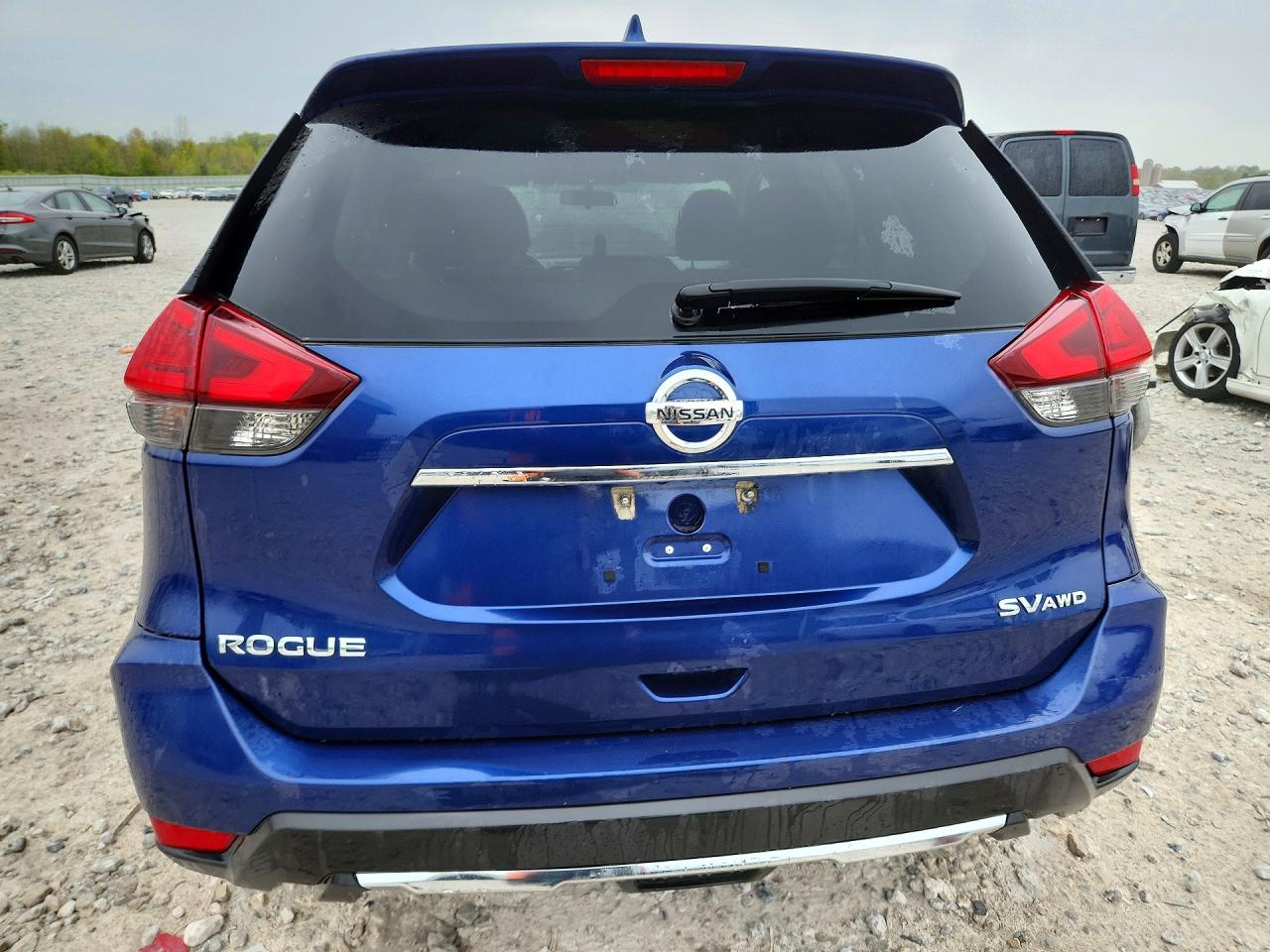 Nissan Rogue Sv