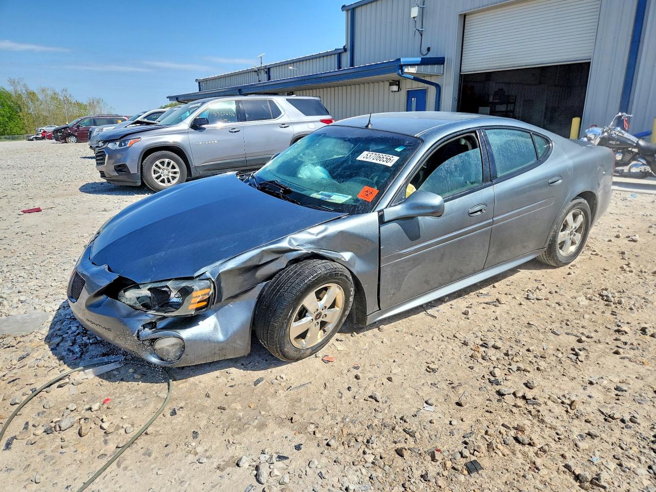 Salvage Pontiac Grandprix Image