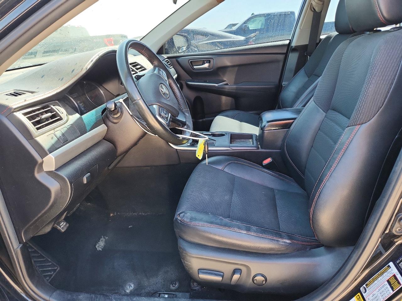 Toyota Camry Se