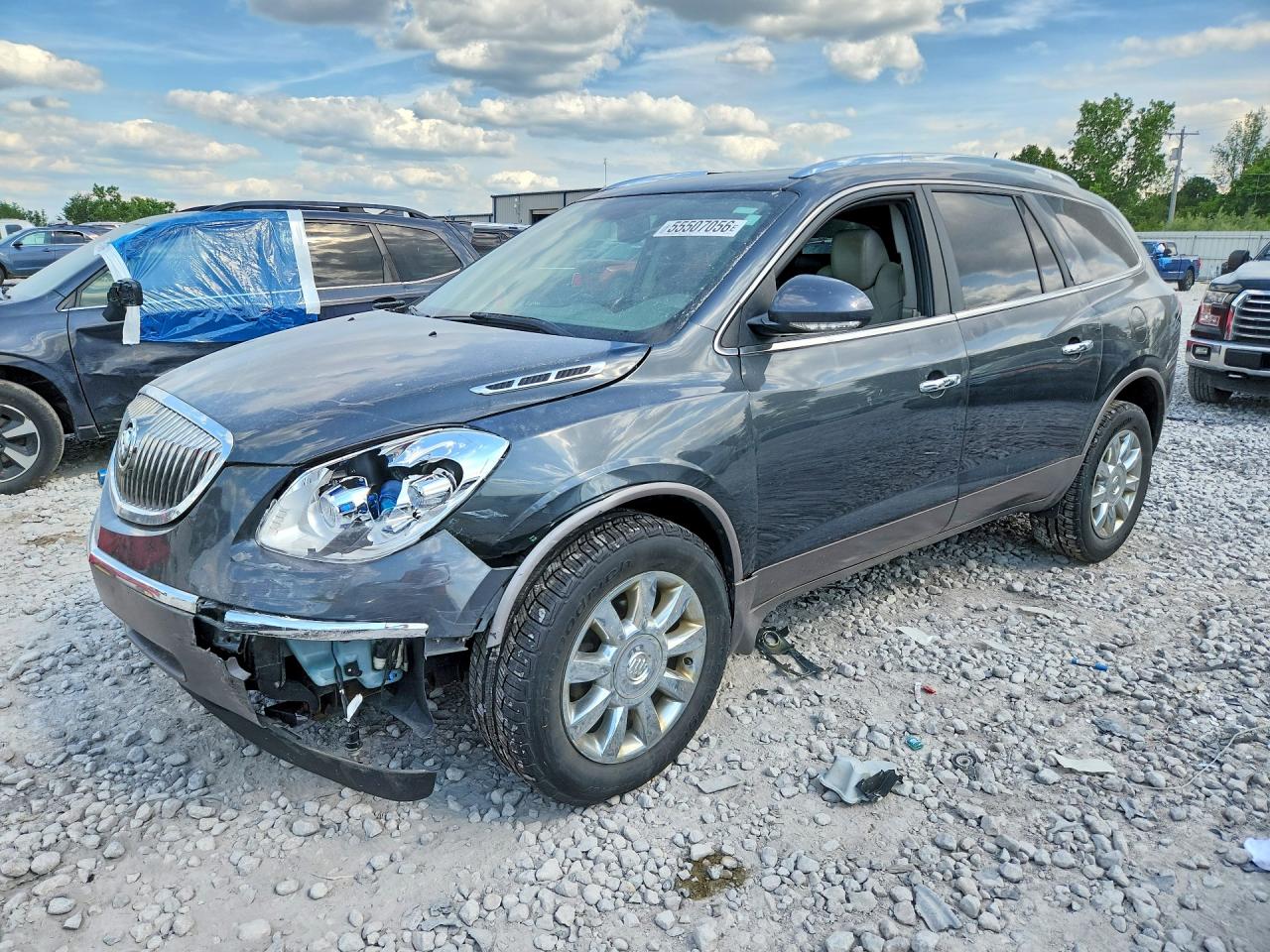 Salvage Buick Enclave Image