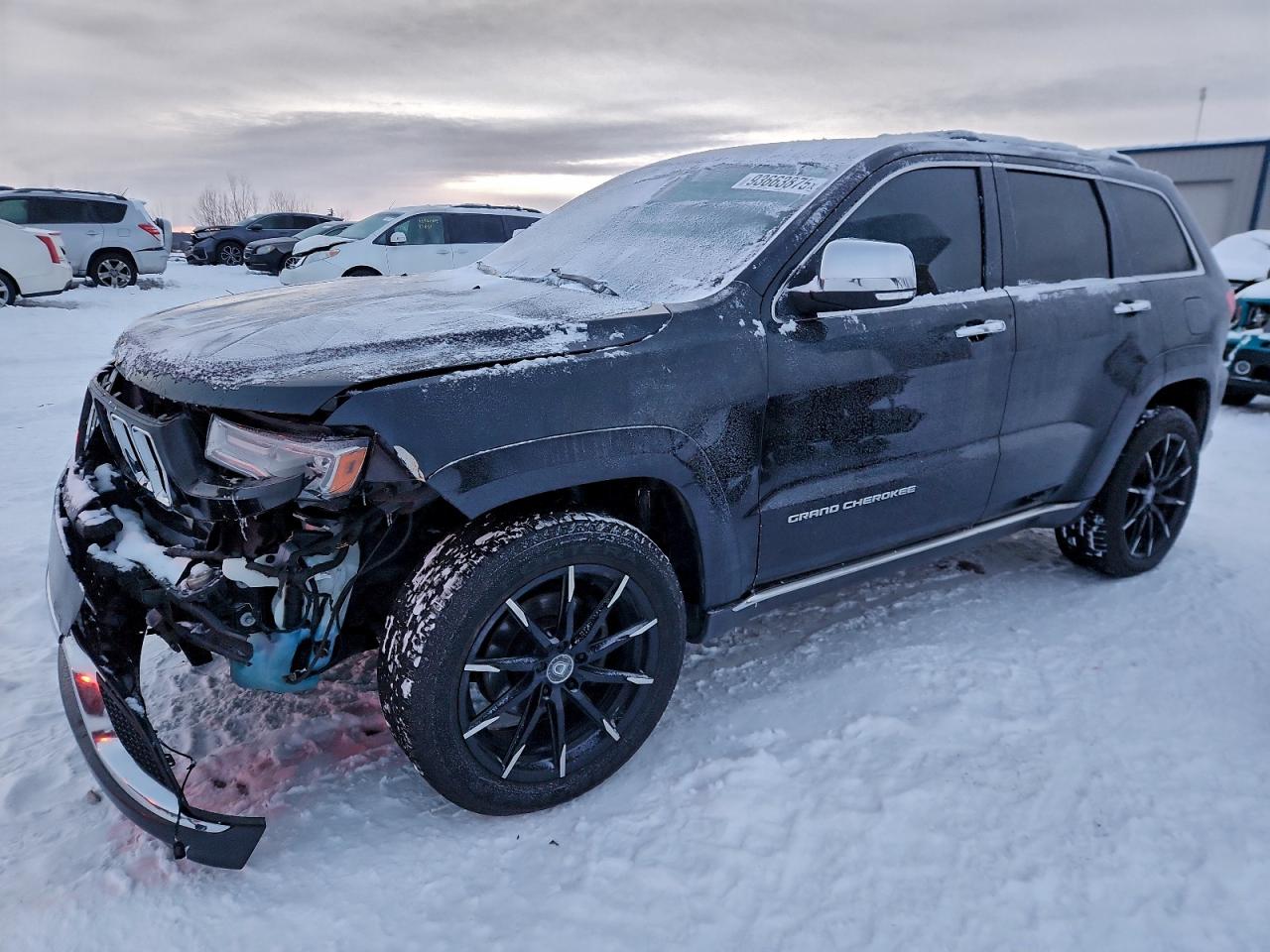 Salvage Jeep Grand Cherokee Image