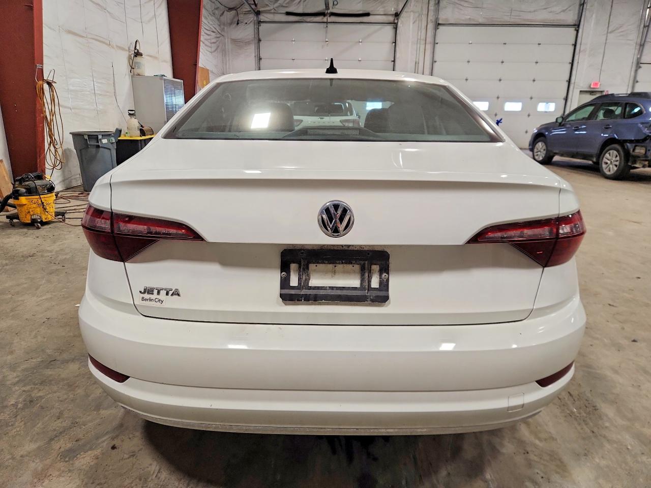 Volkswagen Jetta S