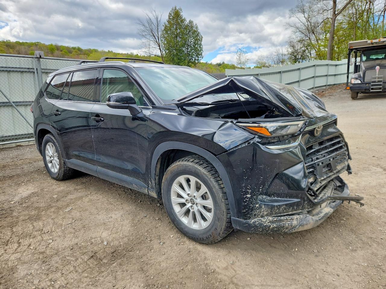 Toyota Grand High Xle