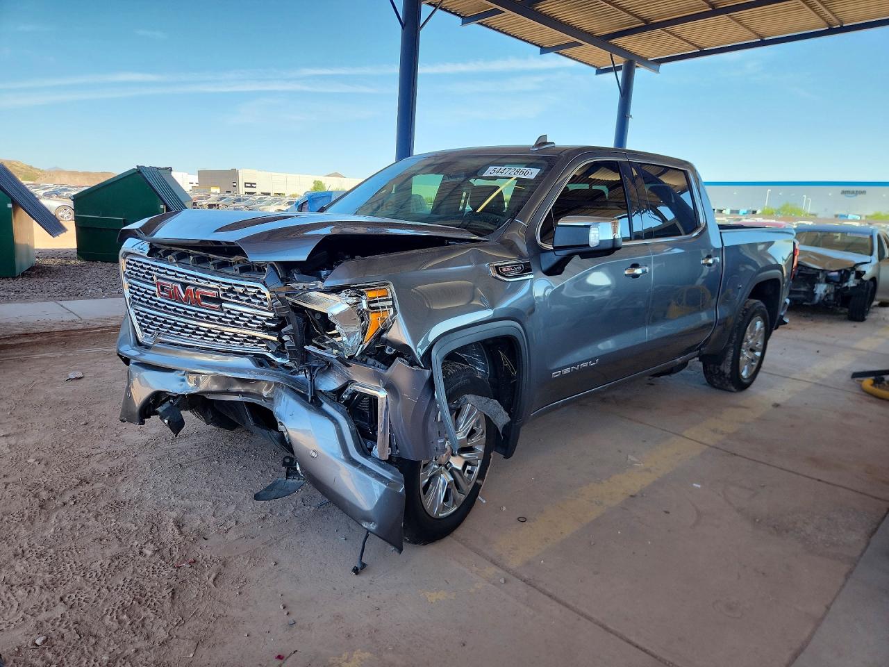 Salvage GMC Sierra Image