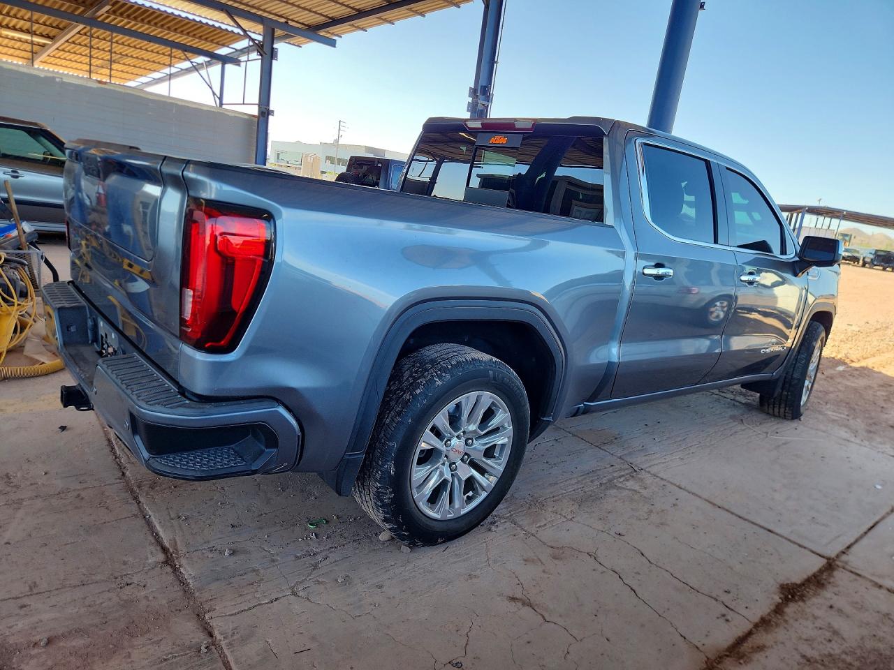 GMC Sierra K1500 Denali