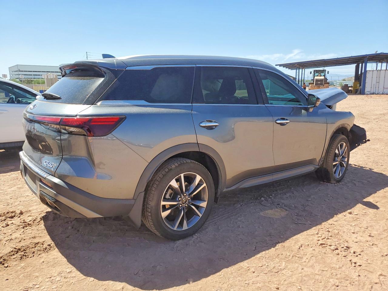 INFINITI Qx Luxe