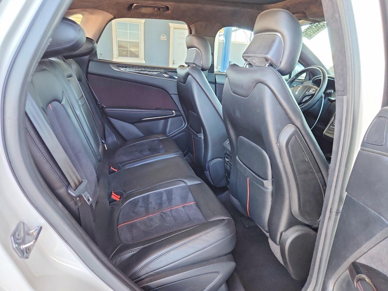 Lincoln MKZ Black Label
