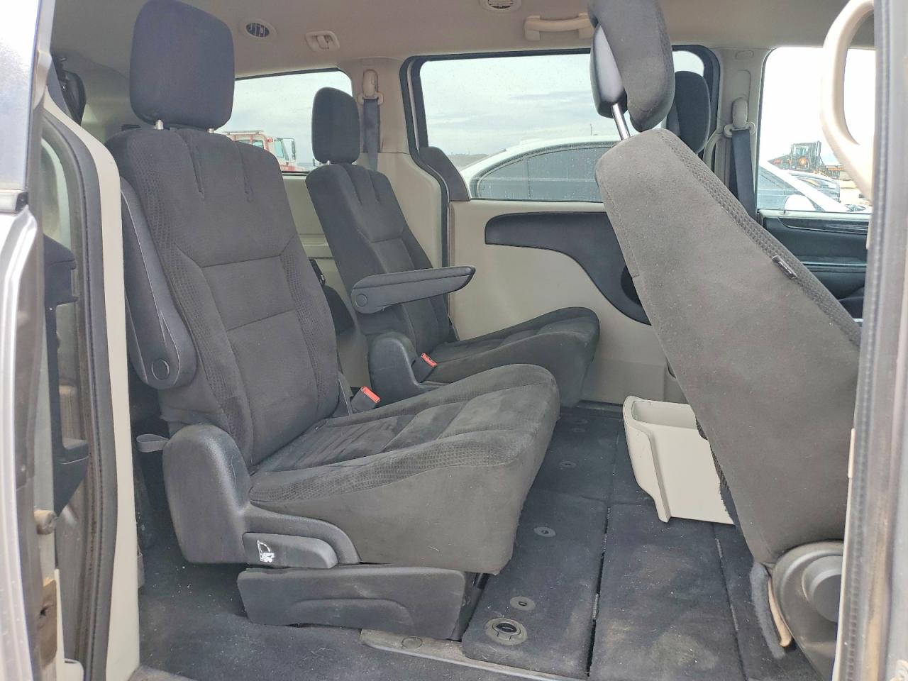 Dodge Caravan Sxt