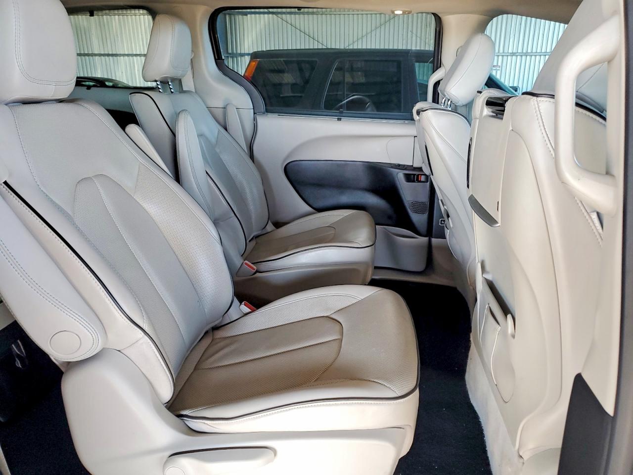 Chrysler Pacifica Hybrid Limited