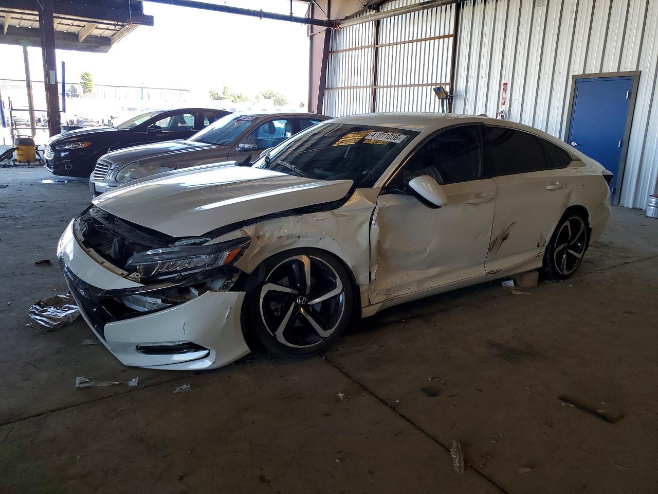 Salvage Honda Accord Image