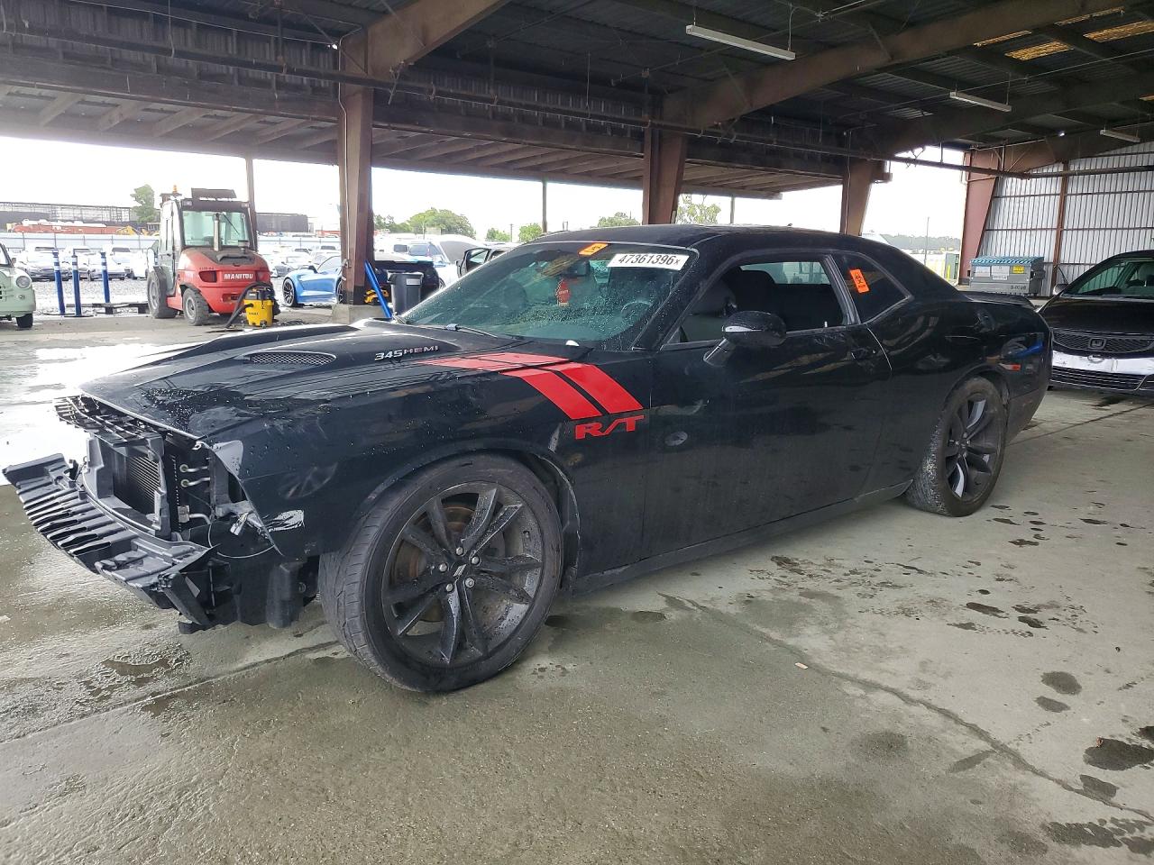 Salvage Dodge Challenger Image