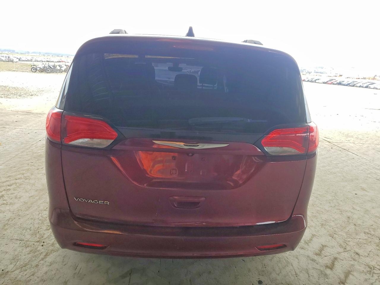Chrysler Minivan Lxi