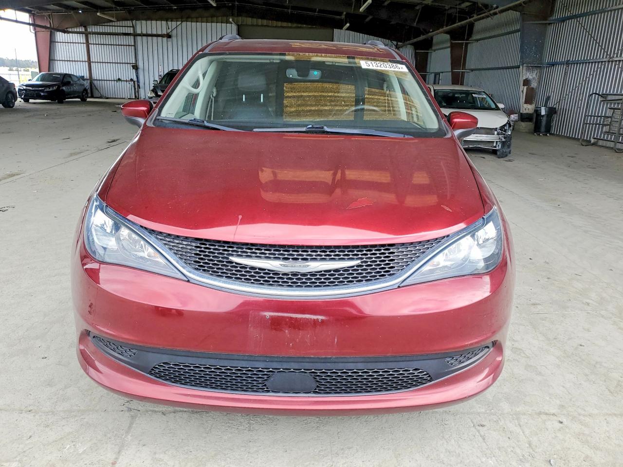 Chrysler Minivan Lxi