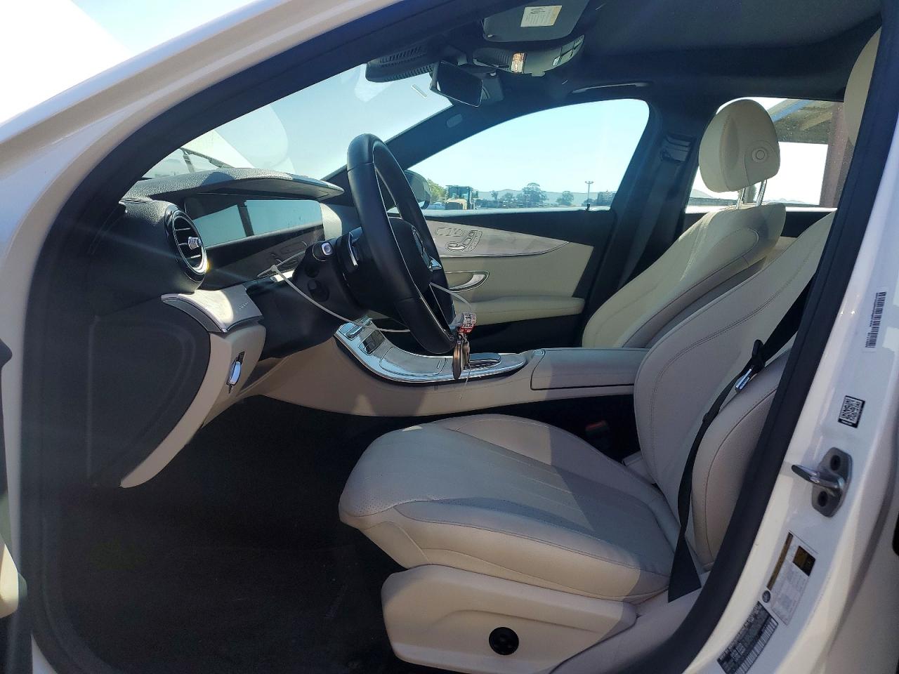 Mercedes-Benz E-Class 350