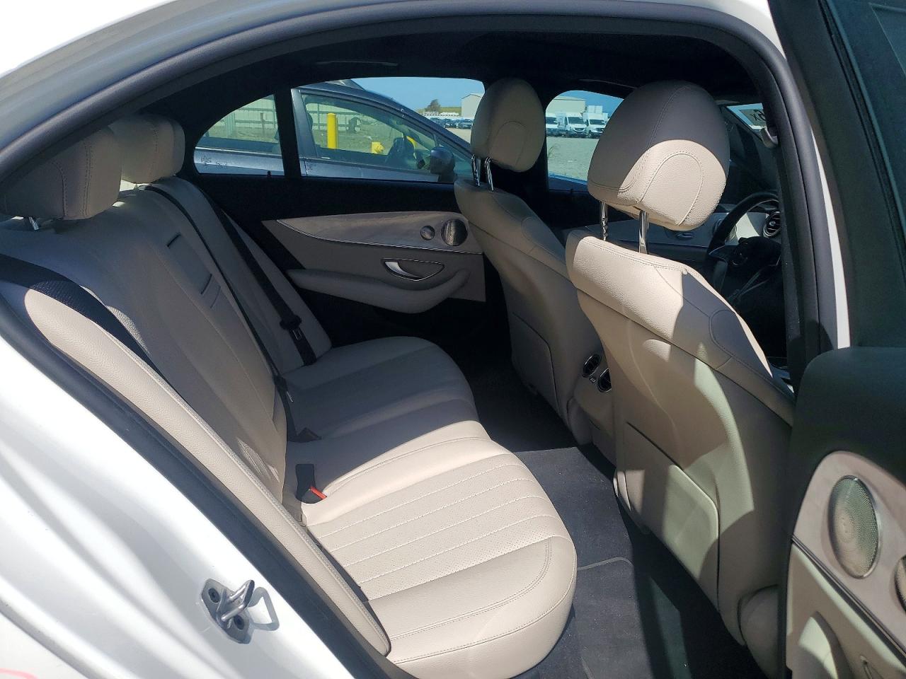 Mercedes-Benz E-Class 350