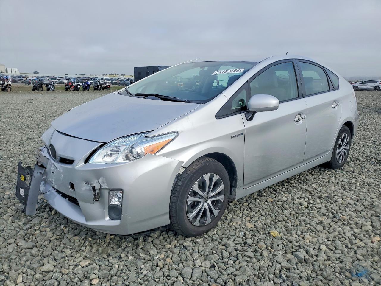 Salvage Toyota Prius Image