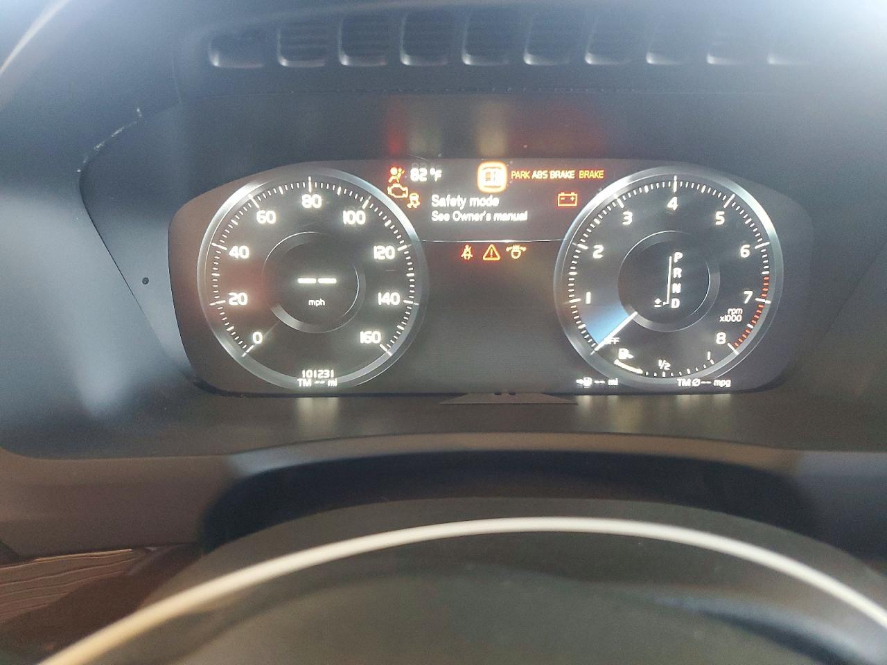 Volvo XC90 T6