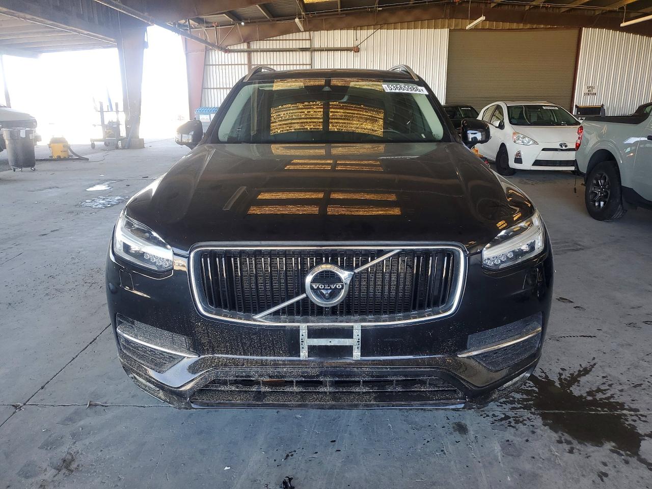 Volvo XC90 T6