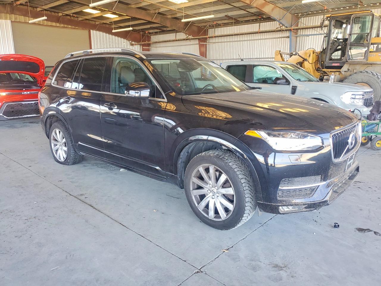 Volvo XC90 T6