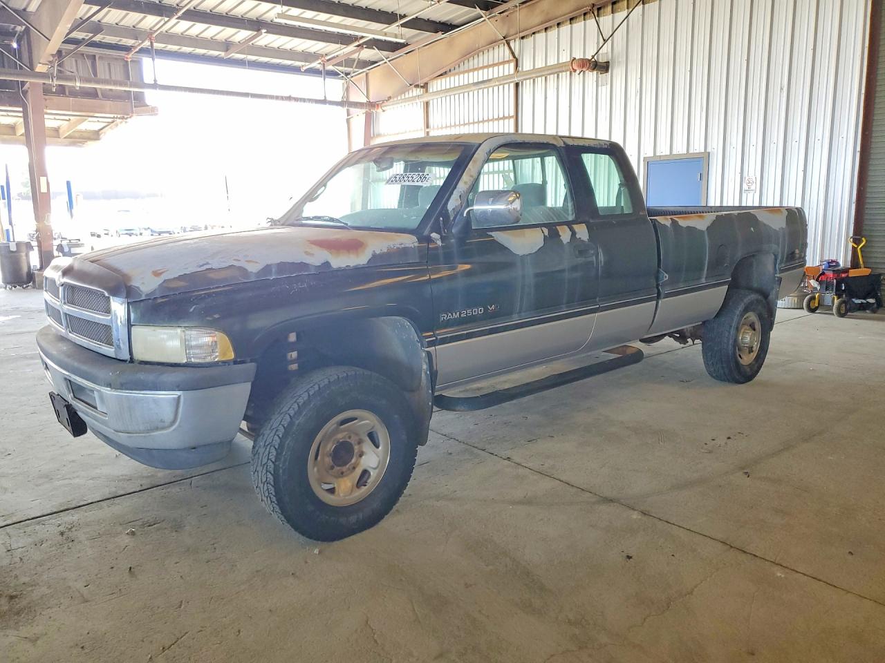 Salvage Dodge Ram 2500 Image