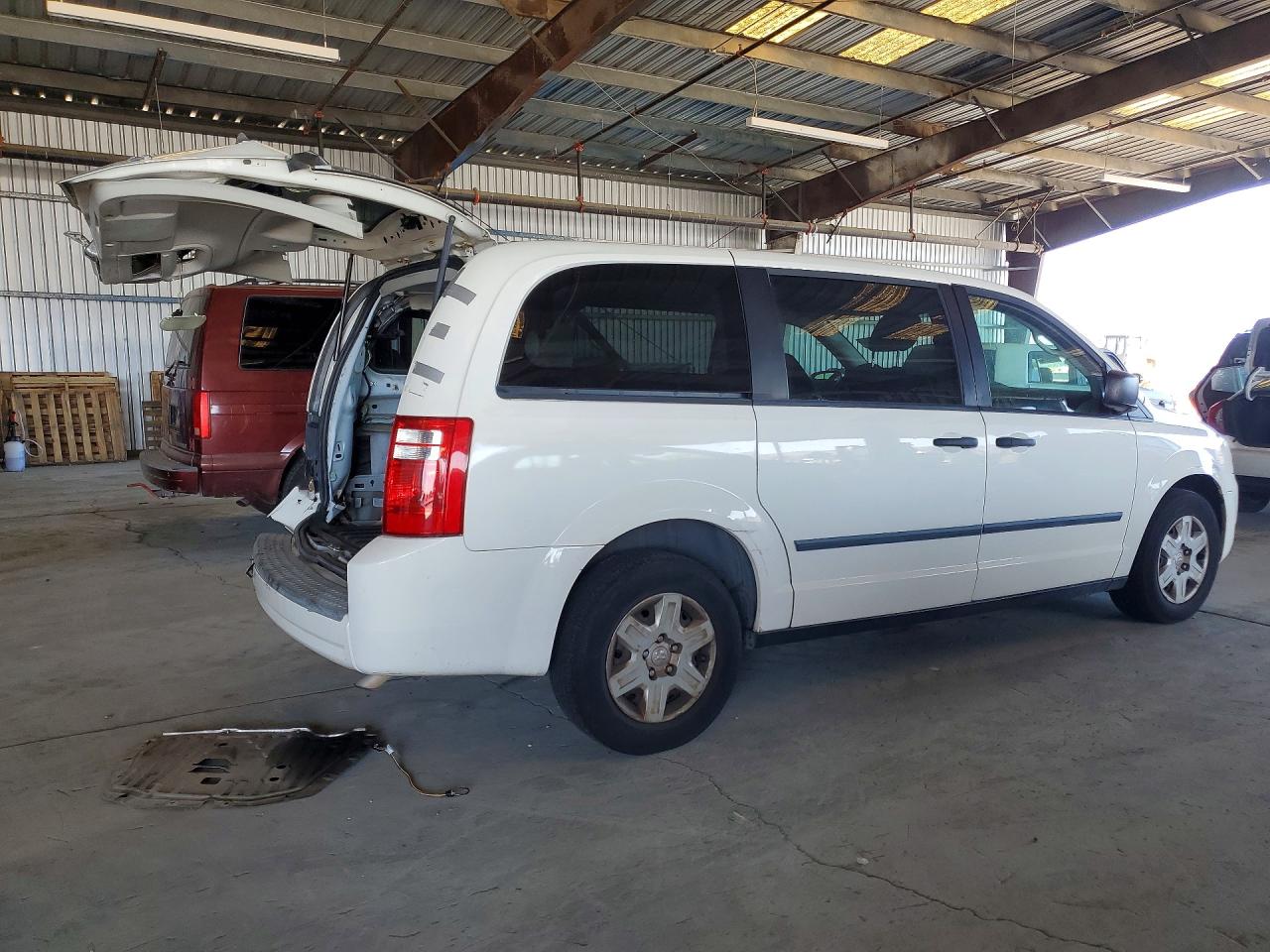Dodge Caravan C