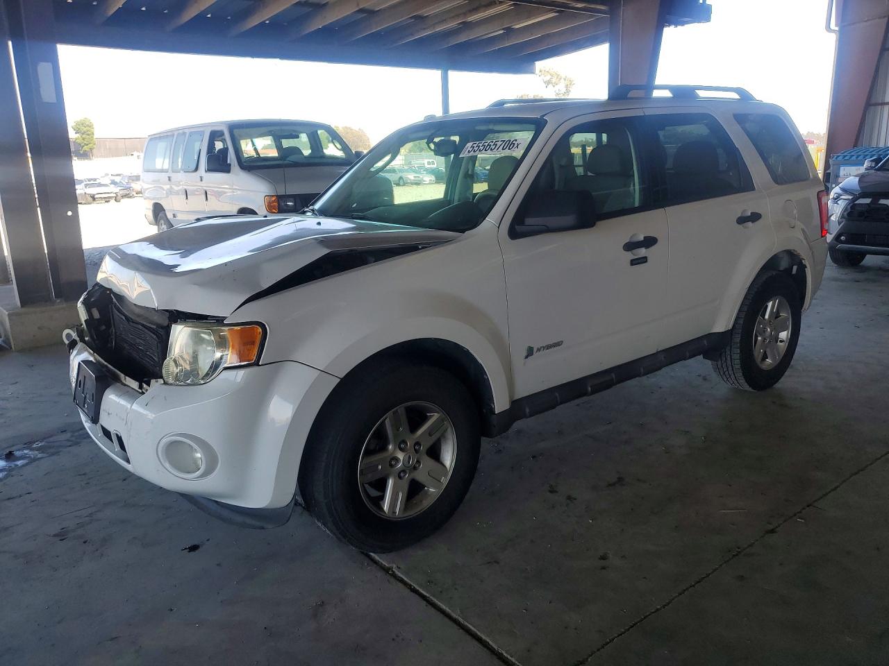 Salvage Ford Escape Image